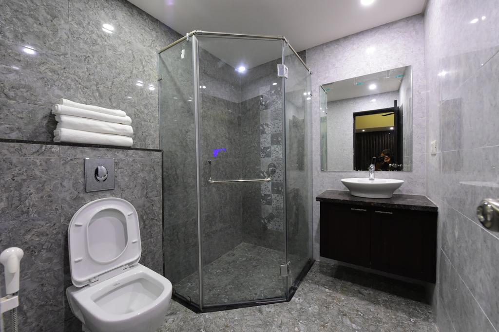 Hotel Opulence Nadiad Exterior photo
