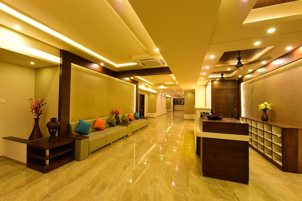 Hotel Opulence Nadiad Exterior photo